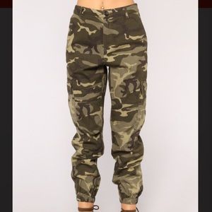 Cameo Cargo Pants